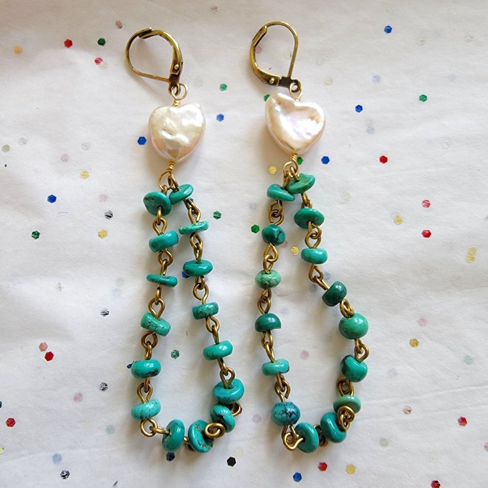 EXTASIA GENUINE FRESHWATER PEARL HEARTS W/ TURQUOISE LOOP STATEMENT EARRINGS NEW